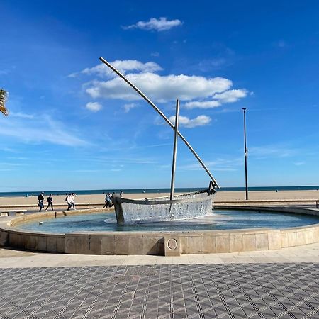 Habitacion Frente A Playa De La Malvarrosa Διαμέρισμα Βαλένθια Εξωτερικό φωτογραφία