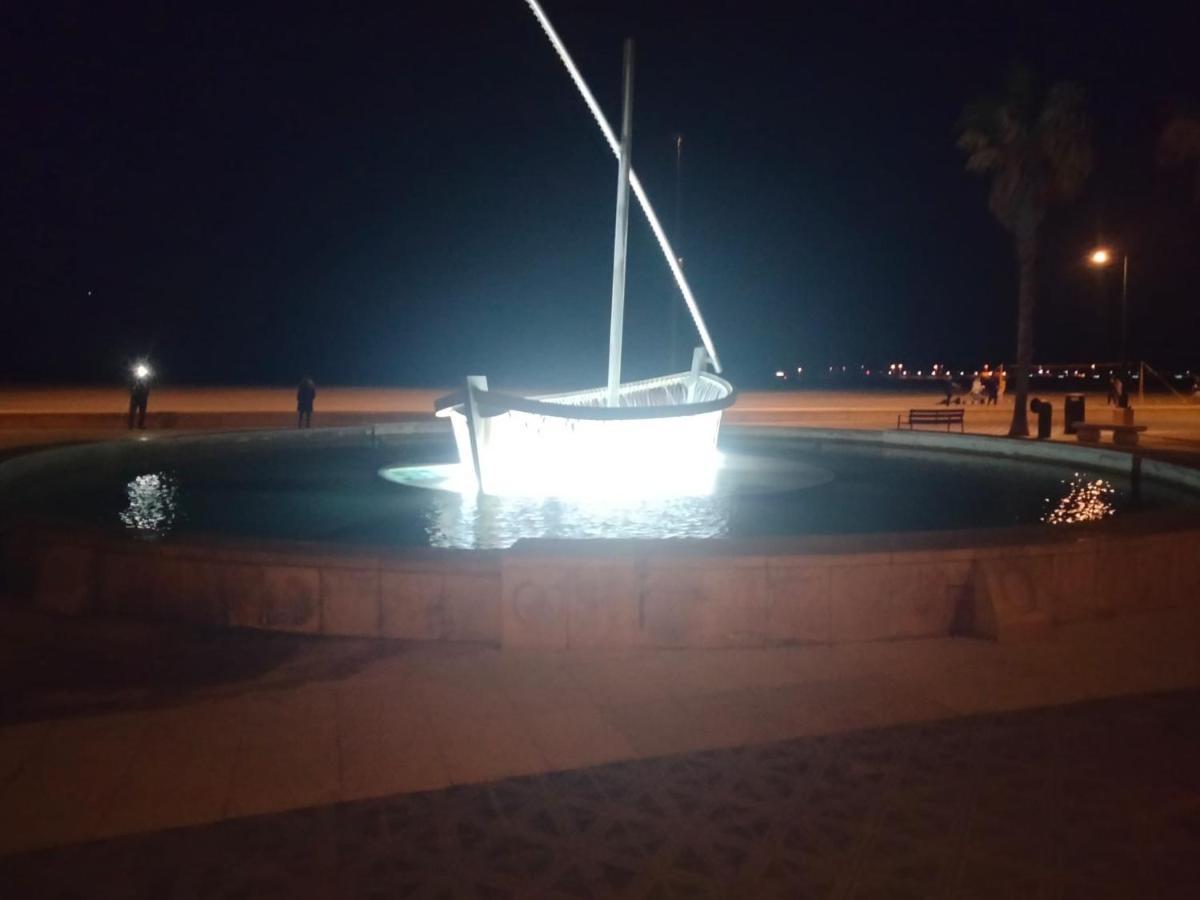 Habitacion Frente A Playa De La Malvarrosa Διαμέρισμα Βαλένθια Εξωτερικό φωτογραφία